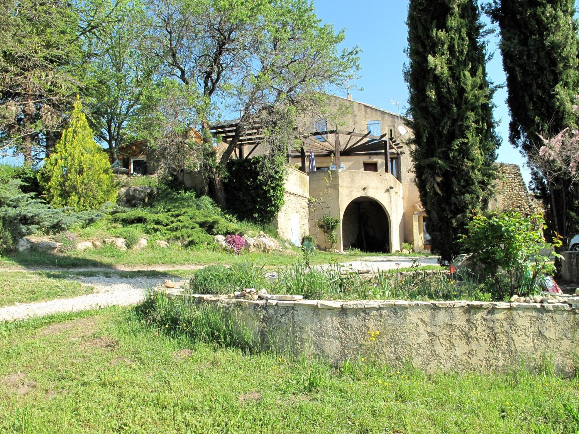 Le Grand Saint Paul Bed and Breakfast Rognes Exteriör bild
