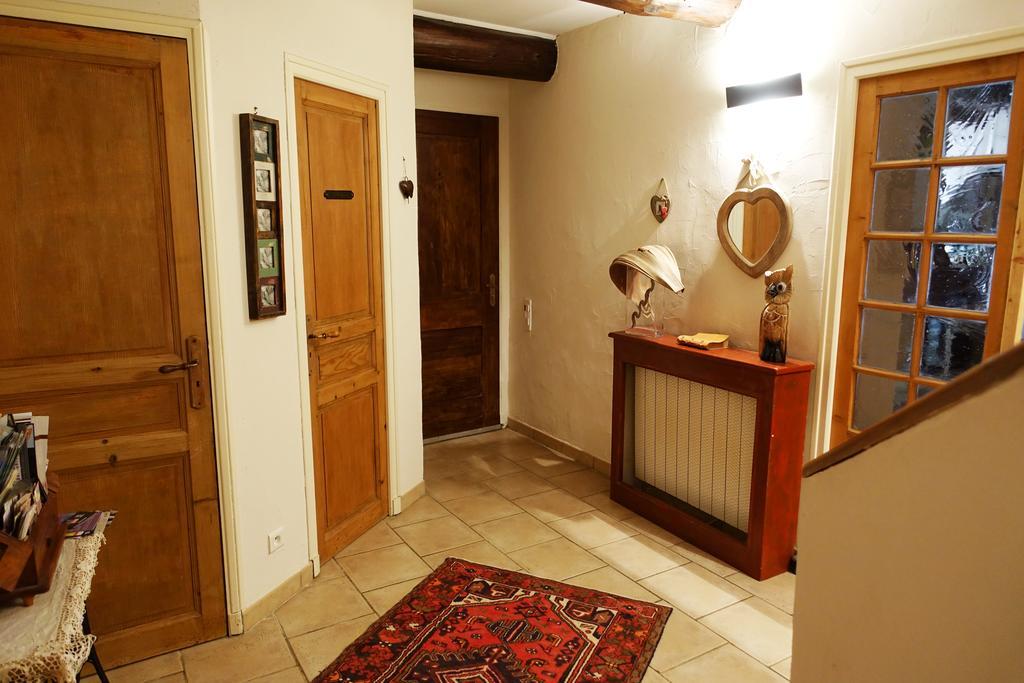 Le Grand Saint Paul Bed and Breakfast Rognes Exteriör bild